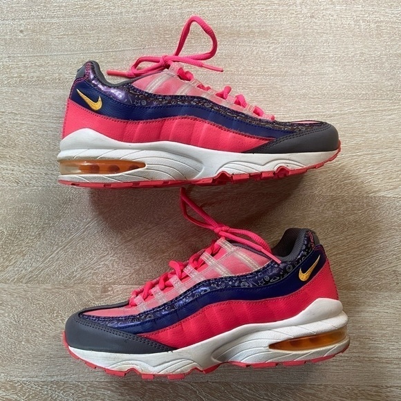 Nike Air Max 95 Purple Racer Pink Retro Doodle Sneakers Tennis Shoes Colorful - Picture 2 of 9